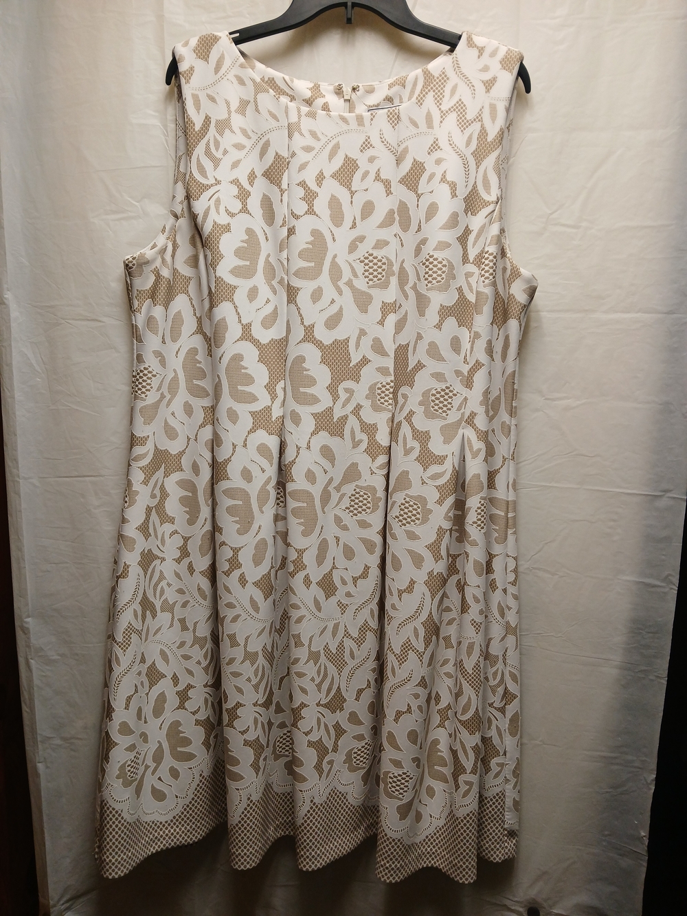 J Howard Sleeveless White and Tan Floral Lace A-Line Dress
